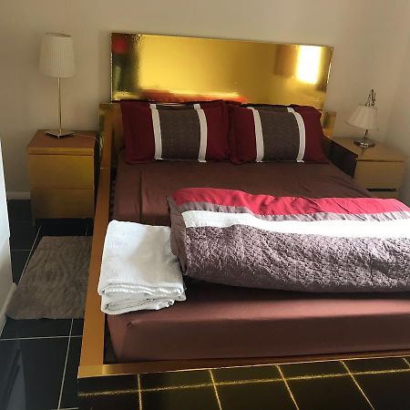 Waltham Abbey Private Property Luaran gambar